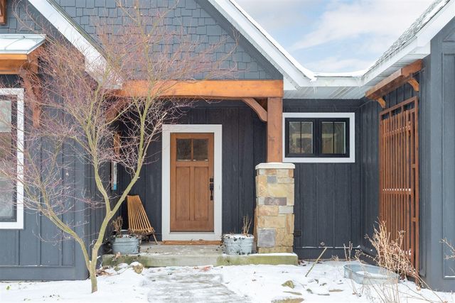 3175 Light House Way, Saugatuck, MI 49453