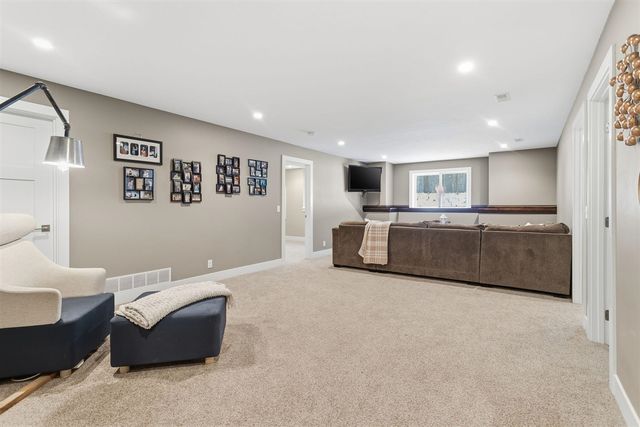 3175 Light House Way, Saugatuck, MI 49453