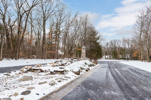 3175 Light House Way, Saugatuck, MI 49453