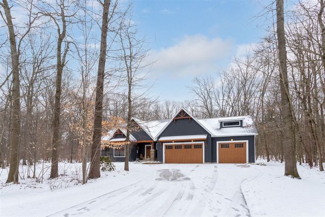 3175 Light House Way, Saugatuck, MI 49453