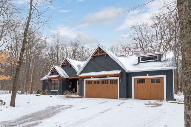 3175 Light House Way, Saugatuck, MI 49453