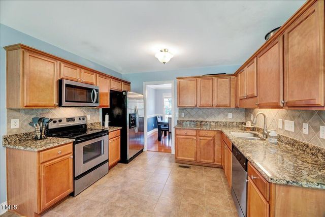 366 Orchard Falls Drive, Spring Lake, NC 28390