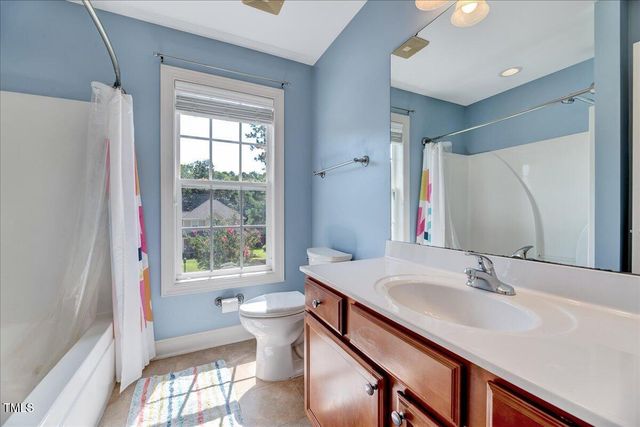 366 Orchard Falls Drive, Spring Lake, NC 28390