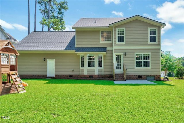 366 Orchard Falls Drive, Spring Lake, NC 28390
