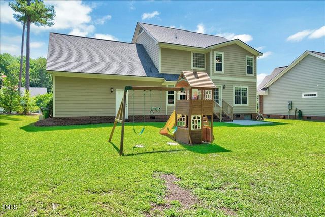 366 Orchard Falls Drive, Spring Lake, NC 28390