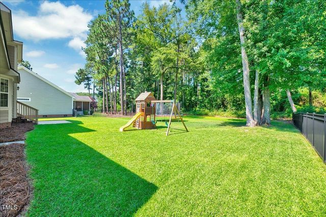366 Orchard Falls Drive, Spring Lake, NC 28390