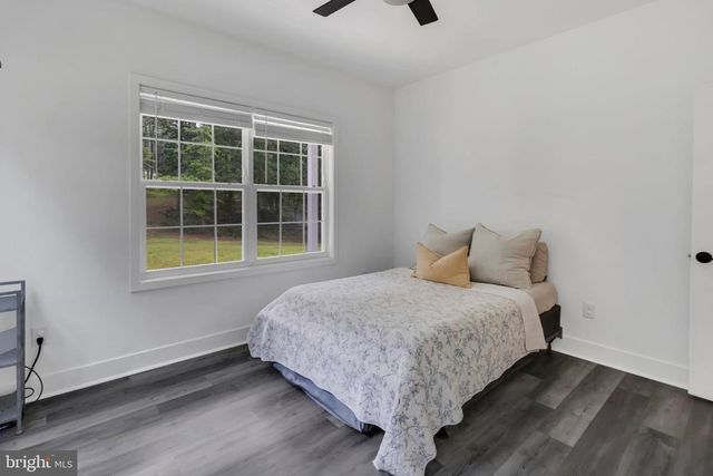 6264 ENON SCHOOL RD, Marshall, VA 20115
