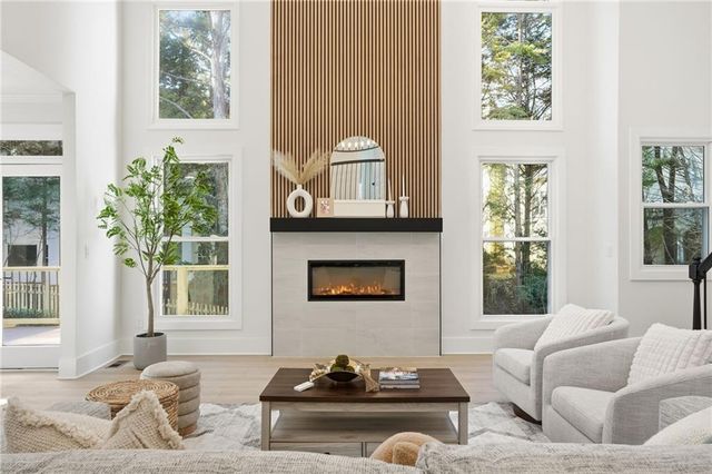 425 Fieldstone Landing, Alpharetta, GA 30005