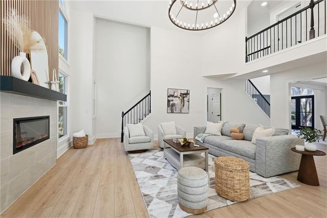 425 Fieldstone Landing, Alpharetta, GA 30005