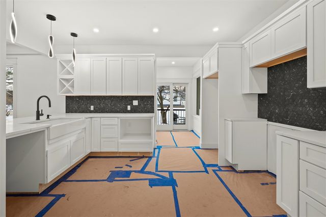 312 S Whittaker Street, New Buffalo, MI 49117