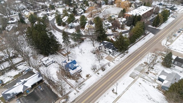 312 S Whittaker Street, New Buffalo, MI 49117