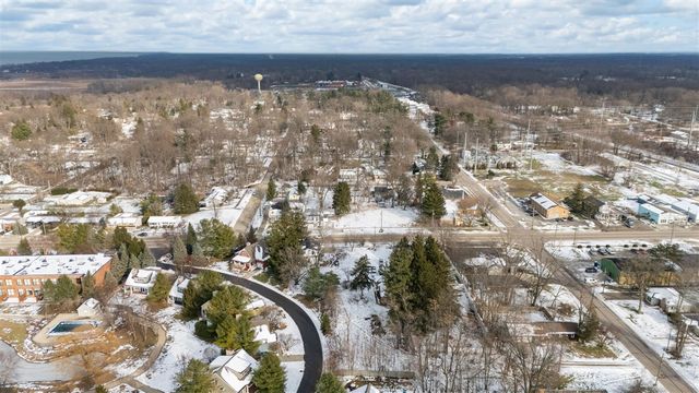 312 S Whittaker Street, New Buffalo, MI 49117