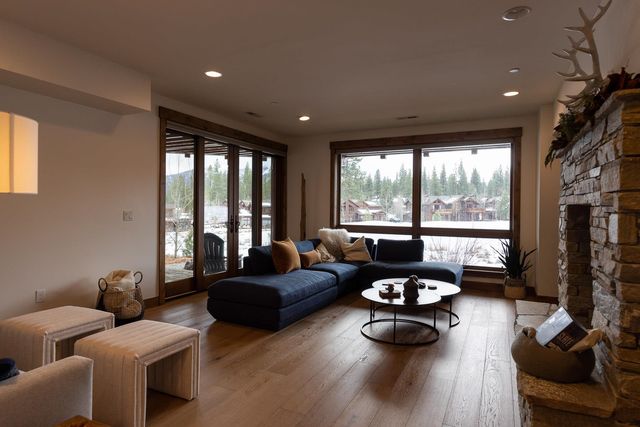 9113 Heartwood Drive, Truckee, CA 96161