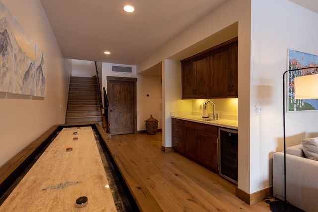 9113 Heartwood Drive, Truckee, CA 96161