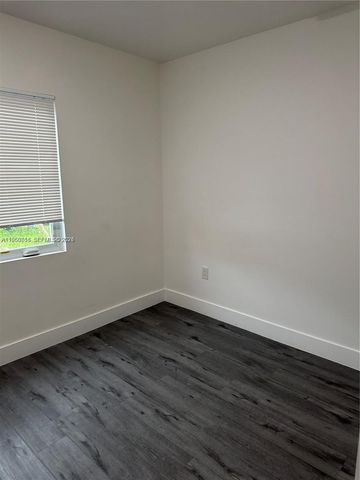 224 NW 57th St B, Miami, FL 33127