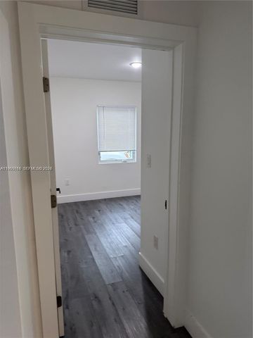 224 NW 57th St B, Miami, FL 33127