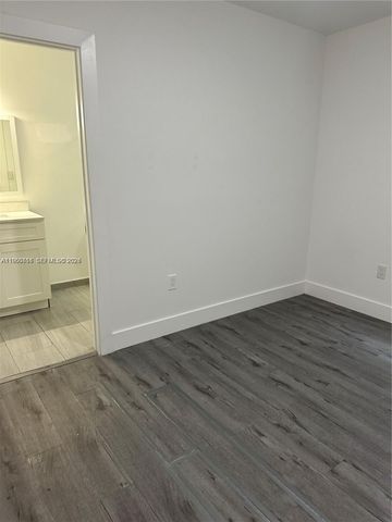 224 NW 57th St B, Miami, FL 33127