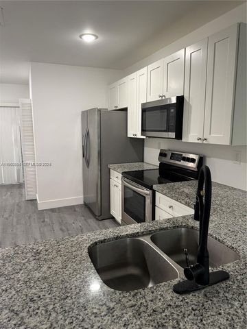 224 NW 57th St B, Miami, FL 33127