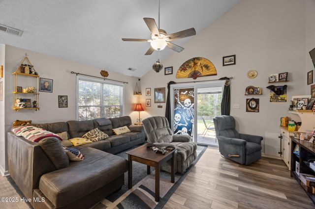 128 Lee K Allen Drive, Havelock, NC 28532