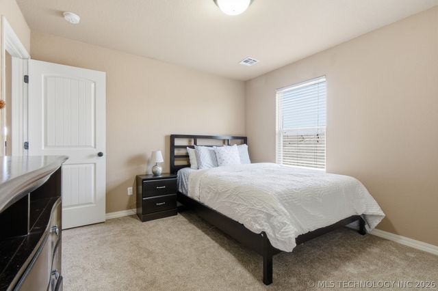 18713 E 42nd Place, Tulsa, OK 74134