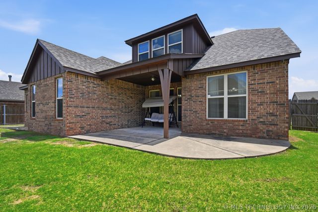 18713 E 42nd Place, Tulsa, OK 74134