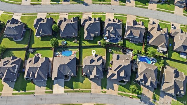 18713 E 42nd Place, Tulsa, OK 74134