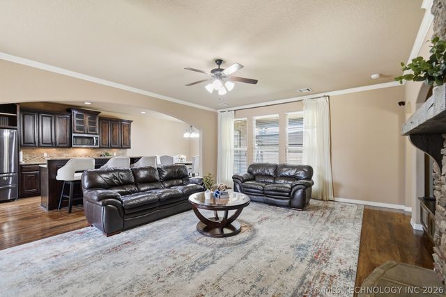 18713 E 42nd Place, Tulsa, OK 74134