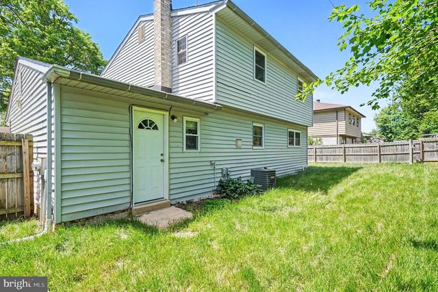 11 THANKSGIVING WAY, Newark, DE 19702