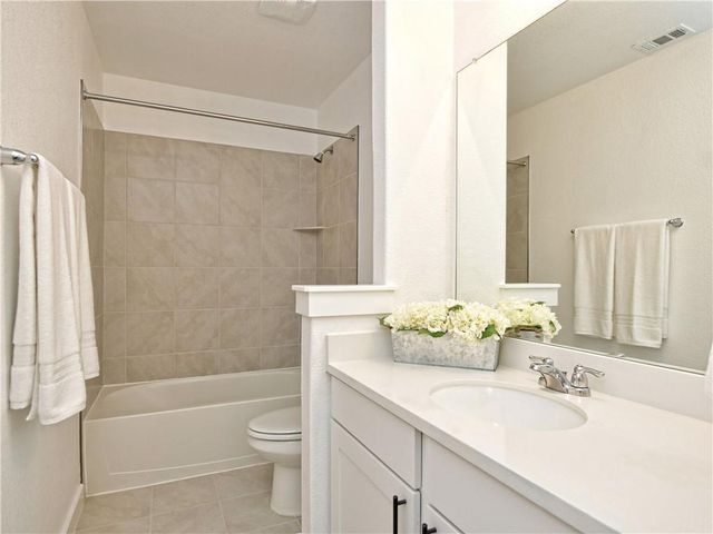 116 Nogalito WAY, Leander, TX 78641