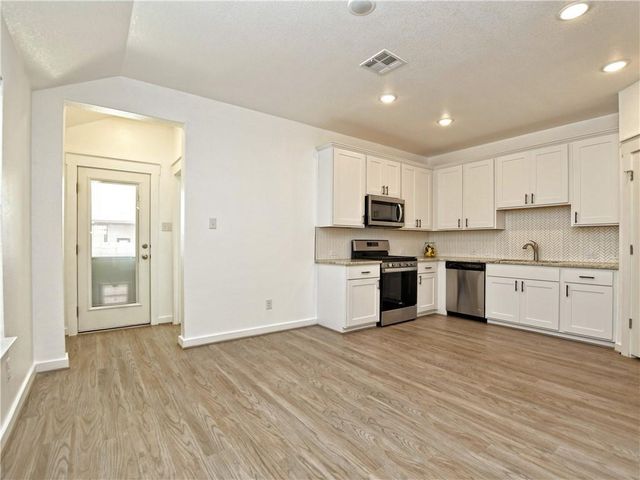 116 Nogalito WAY, Leander, TX 78641