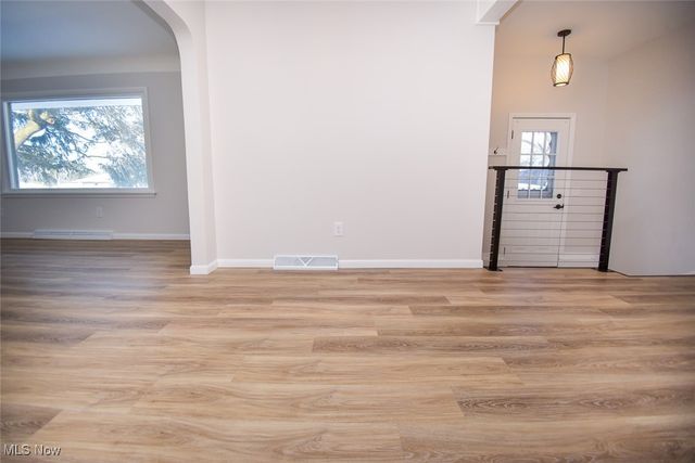 1283 Manitoulin Pike, Brunswick, OH 44212