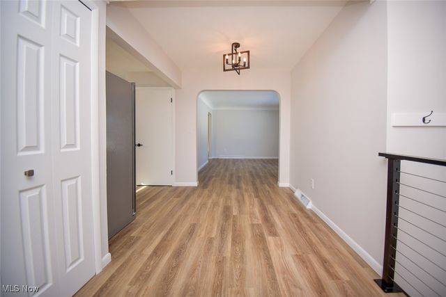 1283 Manitoulin Pike, Brunswick, OH 44212