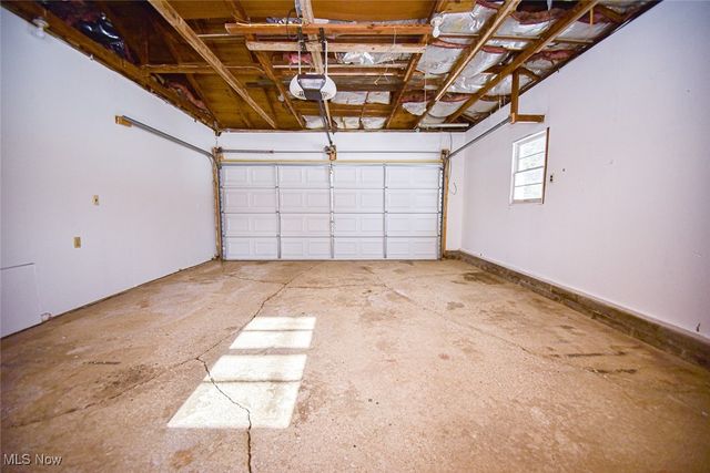 1283 Manitoulin Pike, Brunswick, OH 44212