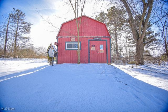 1283 Manitoulin Pike, Brunswick, OH 44212