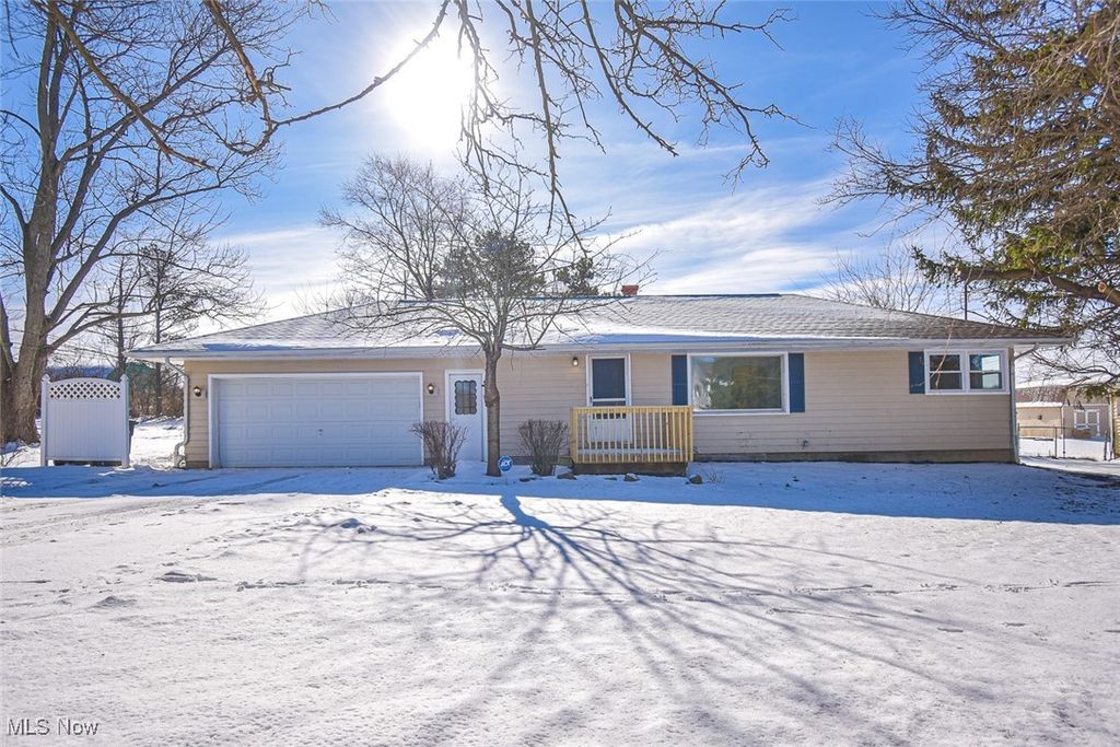 1283 Manitoulin Pike, Brunswick, OH 44212