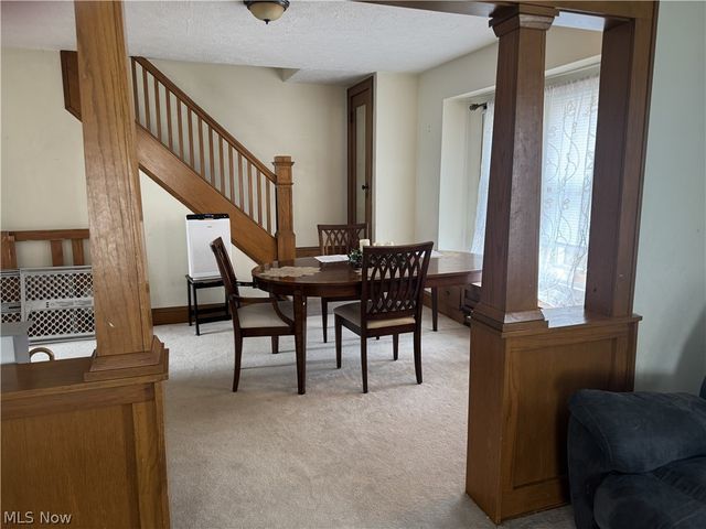 250 29th Street NW, Barberton, OH 44203