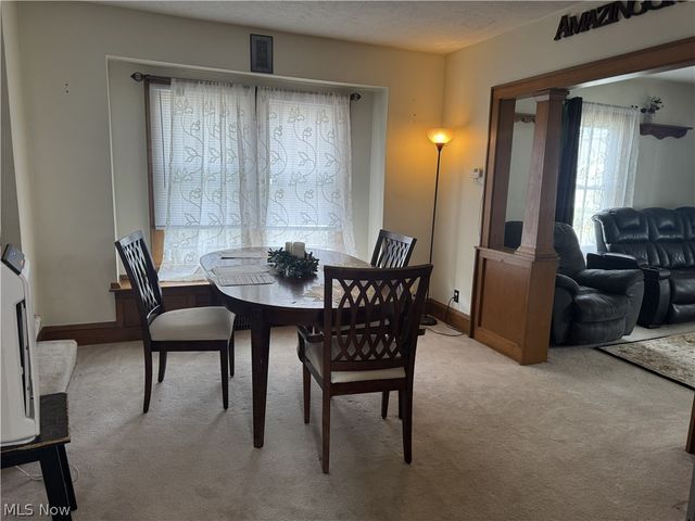 250 29th Street NW, Barberton, OH 44203