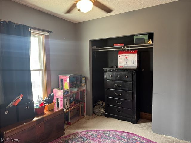 250 29th Street NW, Barberton, OH 44203