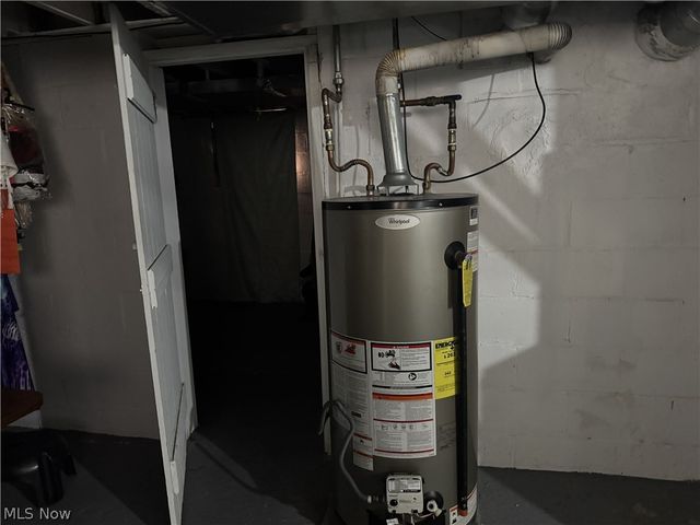 250 29th Street NW, Barberton, OH 44203