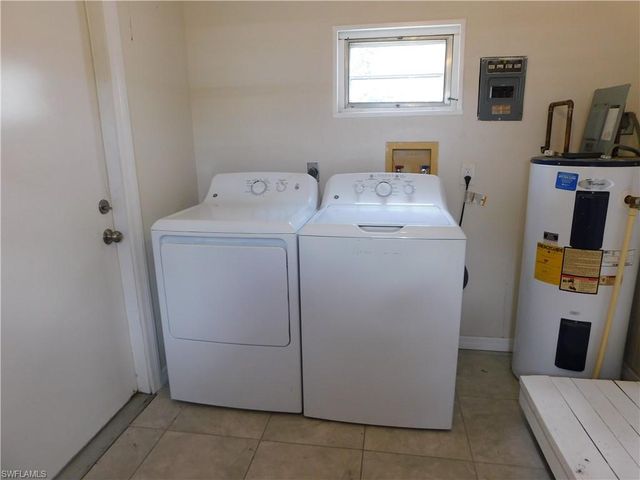 287 Poe AVE, North Fort Myers, FL 33917