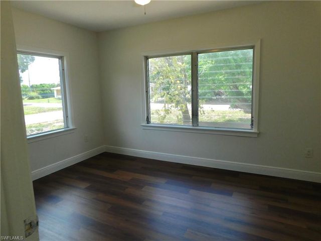 287 Poe AVE, North Fort Myers, FL 33917