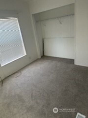 802 S Forrest Street #1, Westport, WA 98595