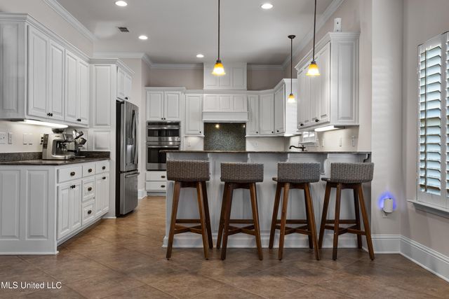 6305 Silverleaf Drive, Ocean Springs, MS 39564