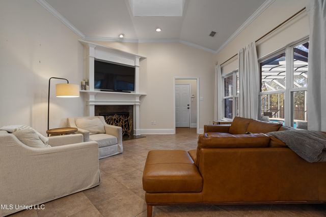 6305 Silverleaf Drive, Ocean Springs, MS 39564