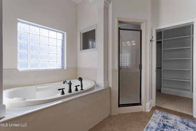 6305 Silverleaf Drive, Ocean Springs, MS 39564