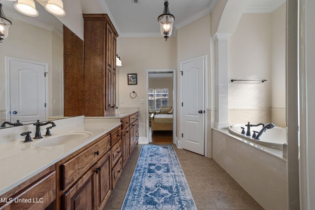 6305 Silverleaf Drive, Ocean Springs, MS 39564