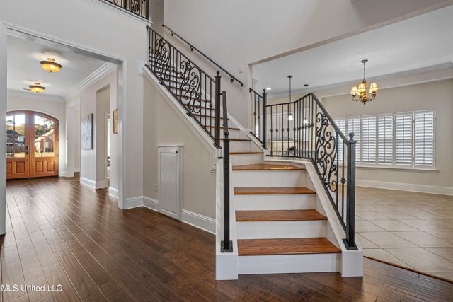 6305 Silverleaf Drive, Ocean Springs, MS 39564