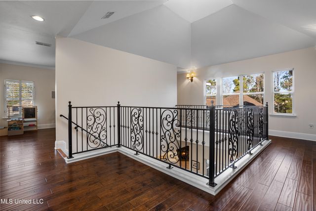 6305 Silverleaf Drive, Ocean Springs, MS 39564