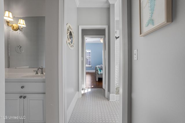 6305 Silverleaf Drive, Ocean Springs, MS 39564