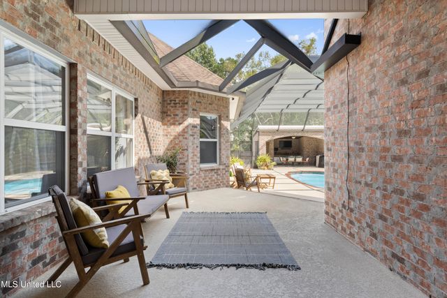 6305 Silverleaf Drive, Ocean Springs, MS 39564